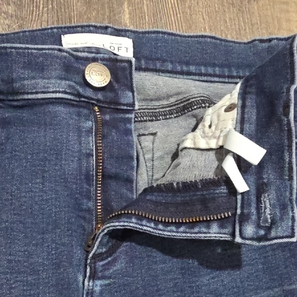 Ann Taylor LOFT Women's Size 26/2 Legging Jeans Blue Dark Wash Skinny - Picture 4 of 10